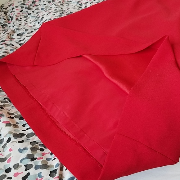 Classy engine red cocktail dress - Picture 7 of 7